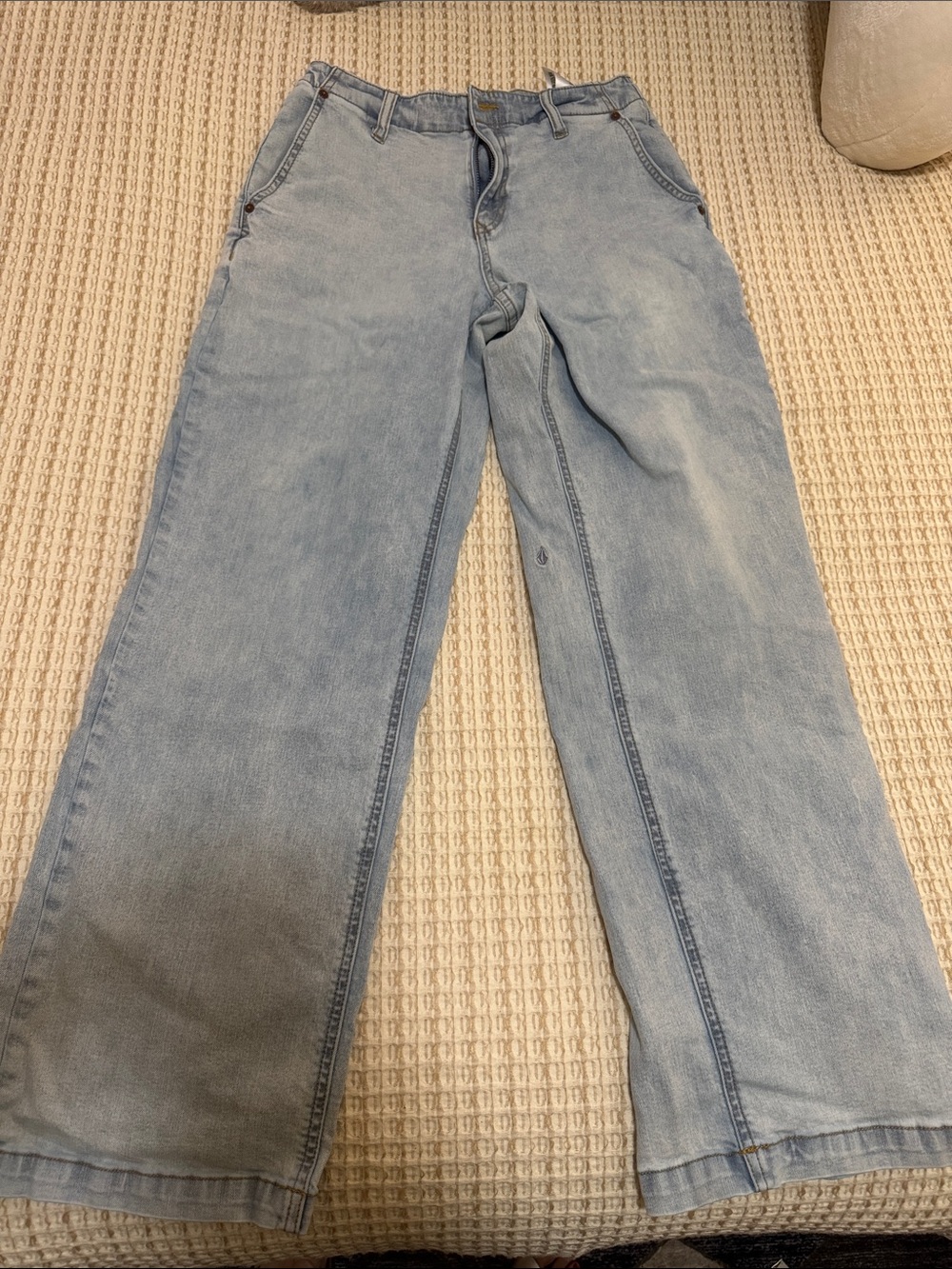 Classic Womens Light Blue Denim Jeans - Straight Fit